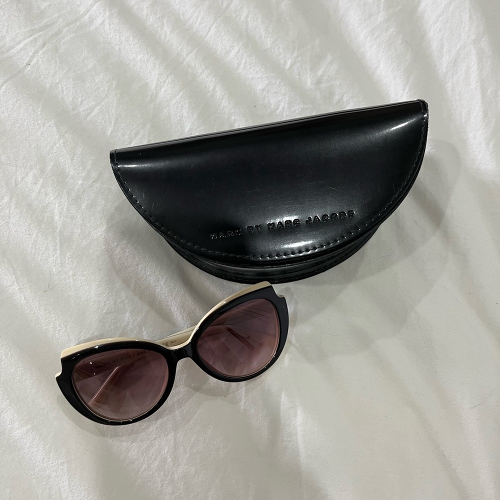 Marc by Marc Jacobs Black and Cream Sunglasses
